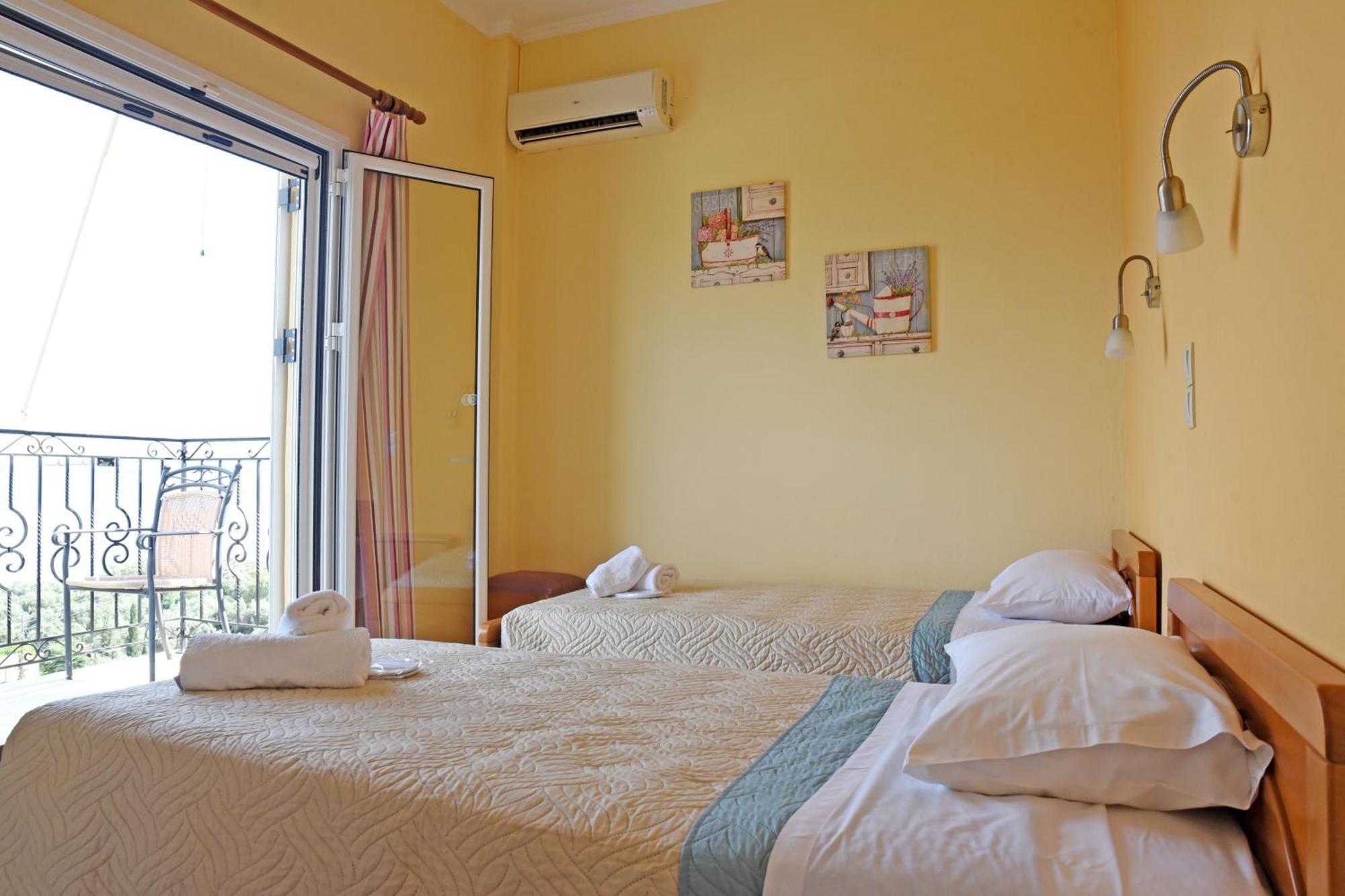 Butterfly Barbati Apartments Экстерьер фото