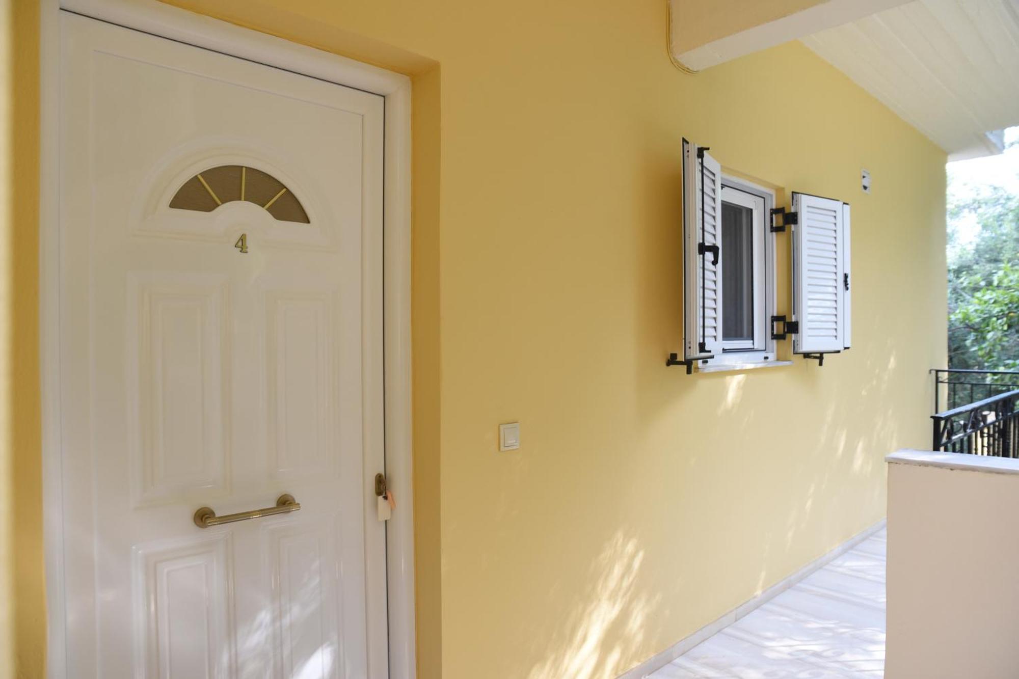 Butterfly Barbati Apartments Экстерьер фото