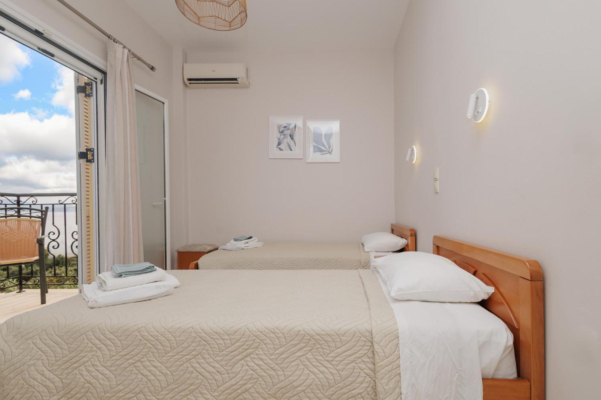 Butterfly Barbati Apartments Экстерьер фото